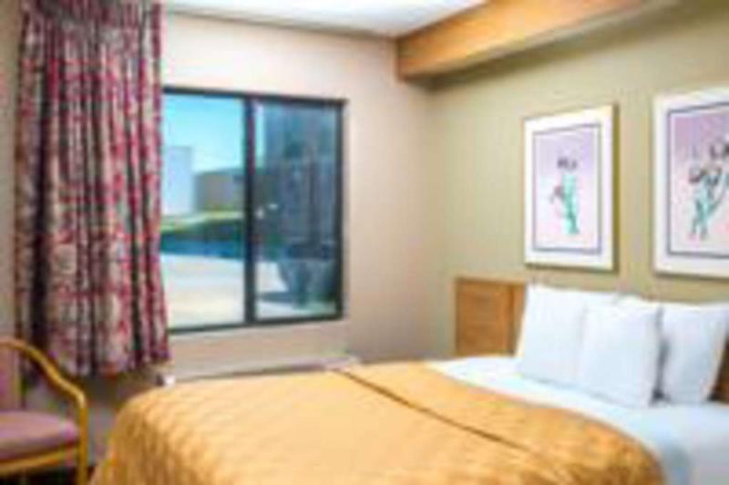 Oyo Hotel Lincoln Airport Ne, Hwy 80 Esterno foto
